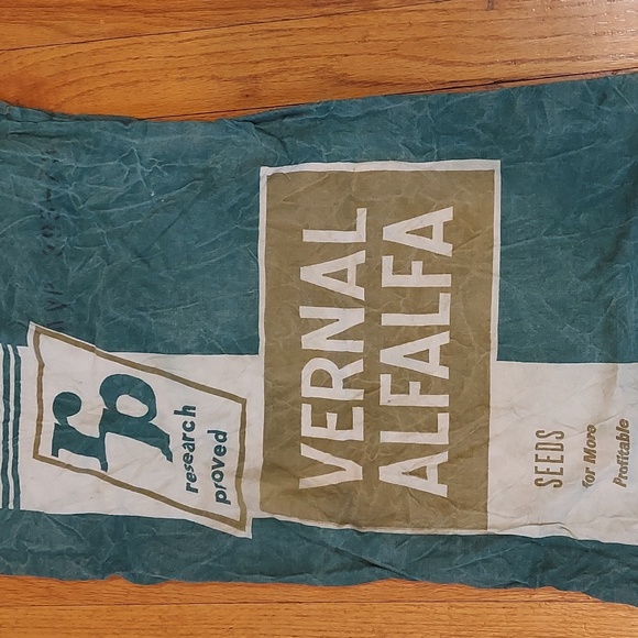 Vintage Alfalfa Feed Sack - Picture 2 of 10